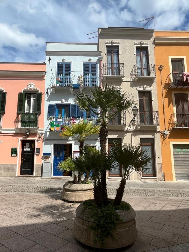 Casa Dede Nel Centro Storico Di Cagliari